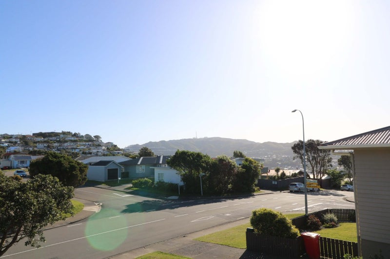 60 Stewart Drive, Newlands, Wellington - Carousel 12