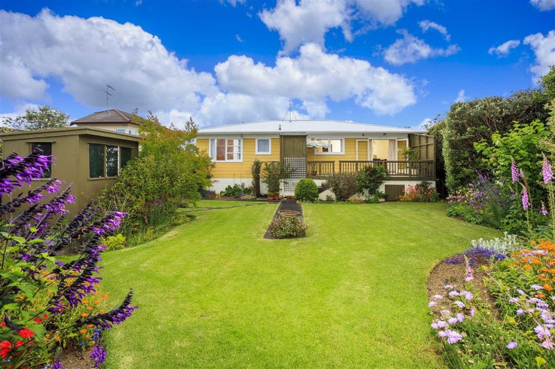 87 Hillcrest Avenue, Hillcrest, Auckland - Carousel 1