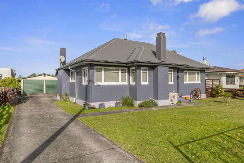 7 Aroha View Avenue, Te Aroha, Te Aroha - Carousel 1