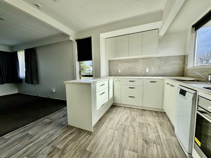 1/42 Sabulite Road, Kelston, Auckland - Carousel 2
