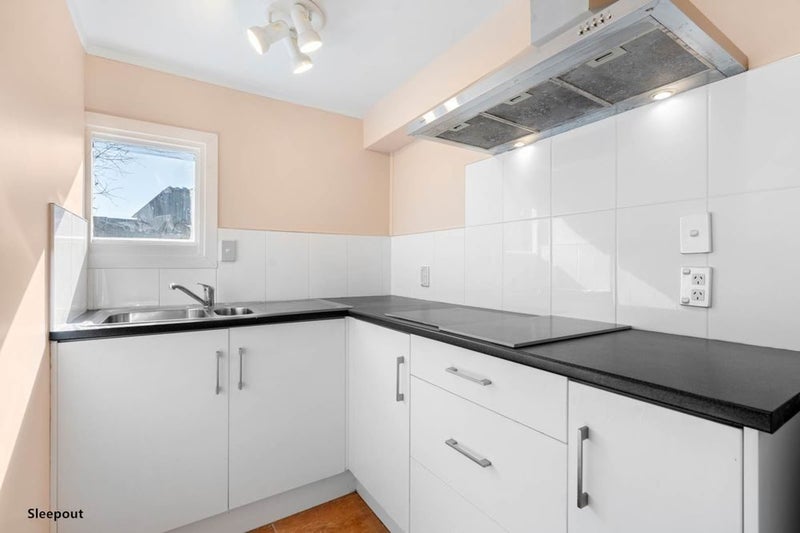 78 Friesian Drive, Mangere, Auckland - Carousel 2