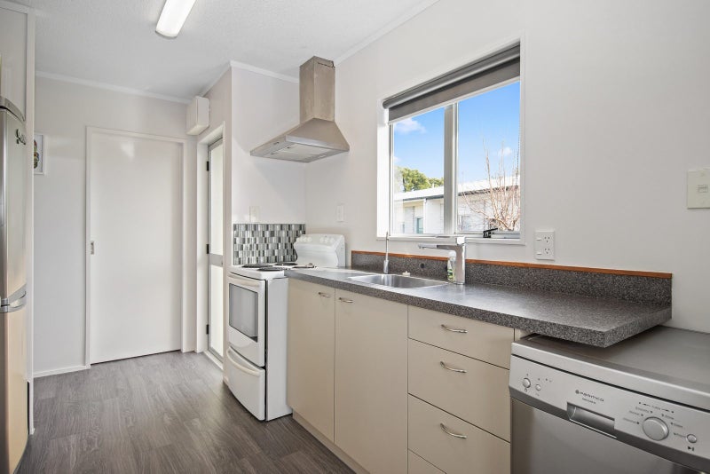 46A Splitt Avenue, Glenview, Hamilton - Carousel 2