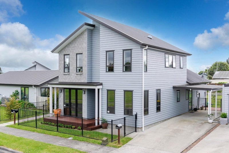 2/2 Shakespeare Avenue, Enderley, Hamilton - Carousel 2