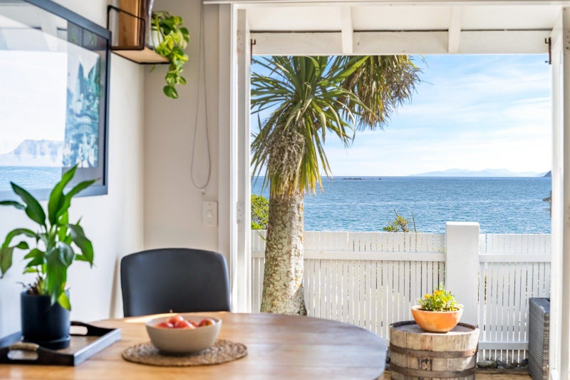 31 Moana Road, Plimmerton, Porirua - Carousel 2