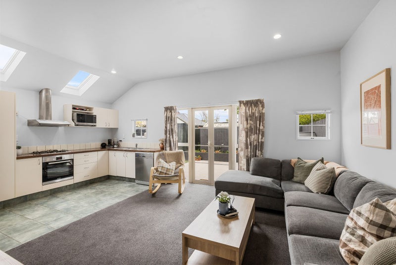 9C Crohane Place, Addington, Christchurch - Carousel 2