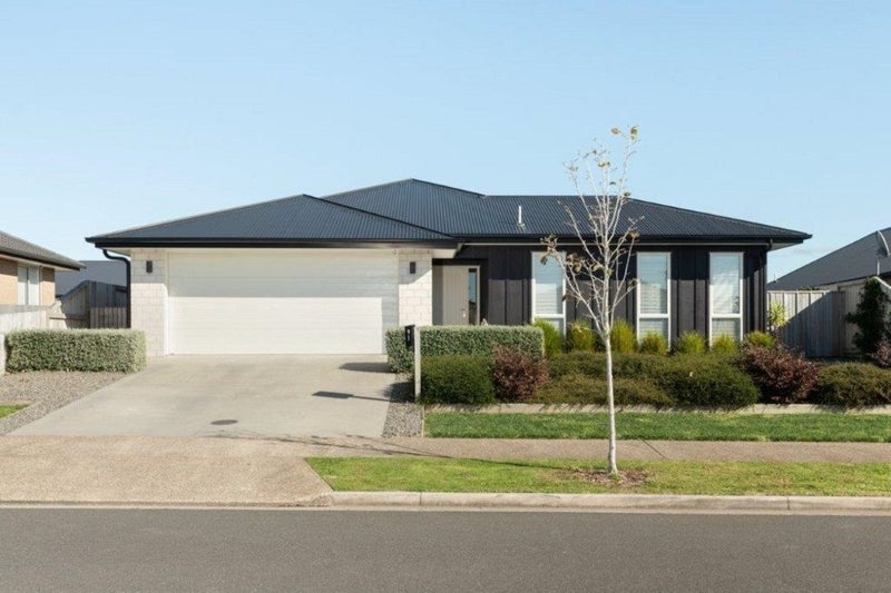 91 Puhirake Crescent, Pyes Pa, Tauranga - Carousel 2
