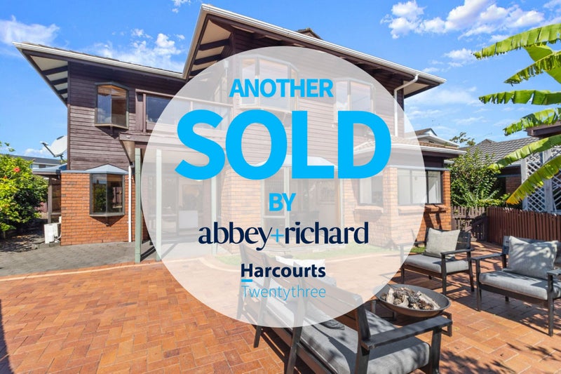 31A Coldham Crescent, Saint Johns, Auckland - Carousel 1