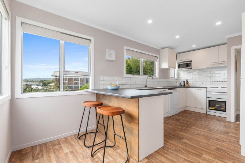 33 Raewyn Street, Morningside, Whangarei - Carousel 2