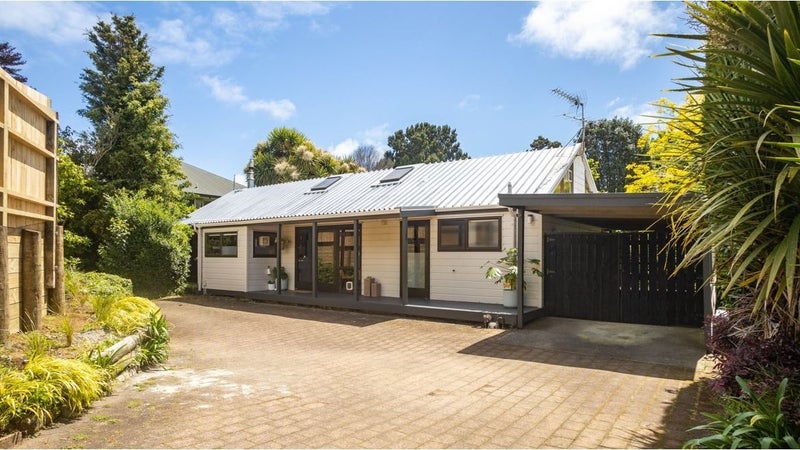 56A Doralto Road, Frankleigh Park, New Plymouth - Carousel 1