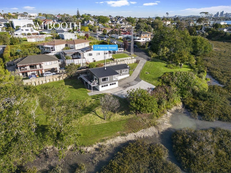 2 Francis Street, Hauraki, Auckland - Carousel 2