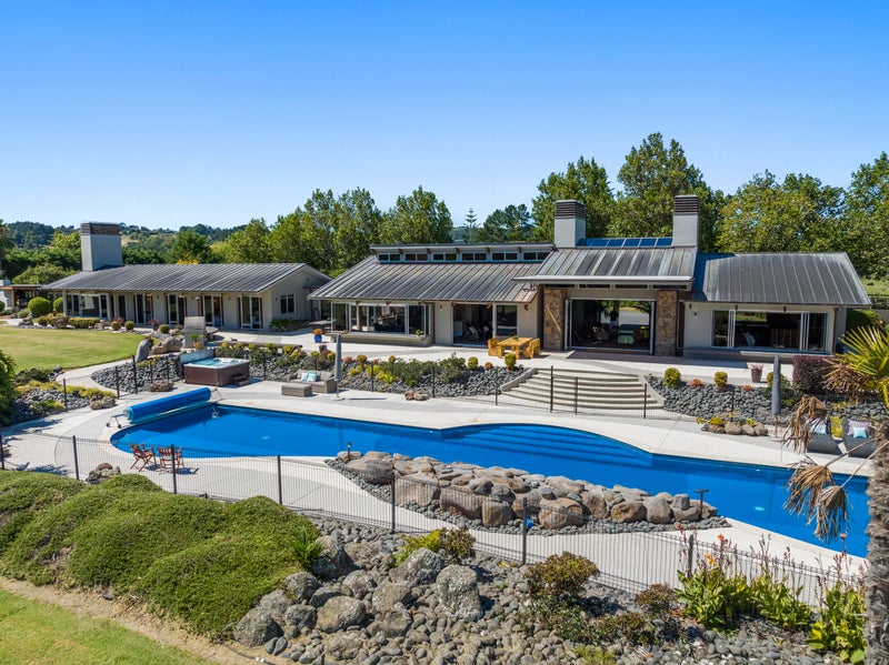 66 Porterfield Road, Howick - Carousel 1