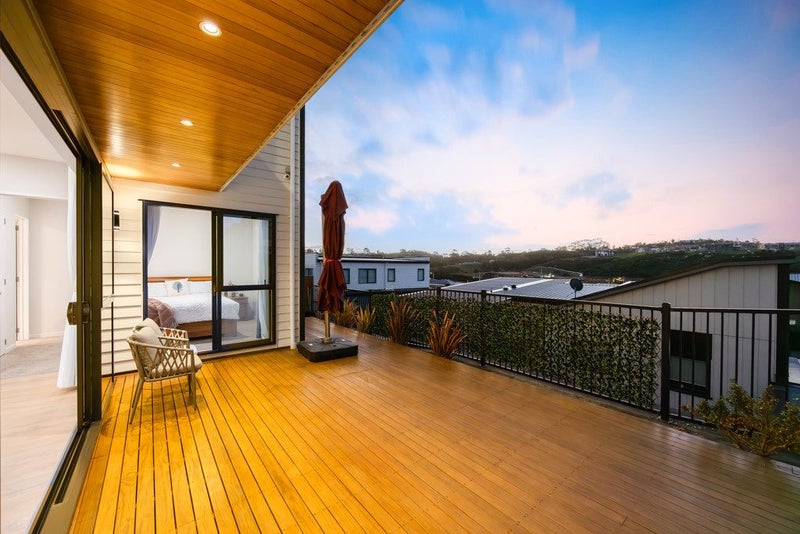 41 Windlass Street, Long Bay, Auckland - Carousel 2