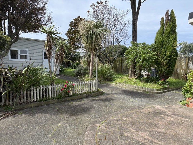 38 Kauri Street, Miramar, Wellington - Carousel 2
