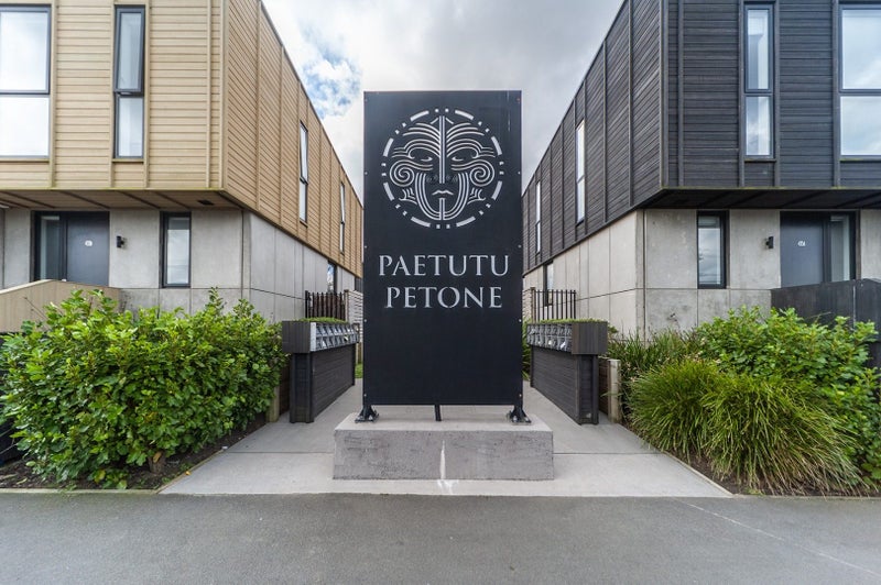 31 Te Ara O Paetutu, Petone, Lower Hutt - Carousel 2