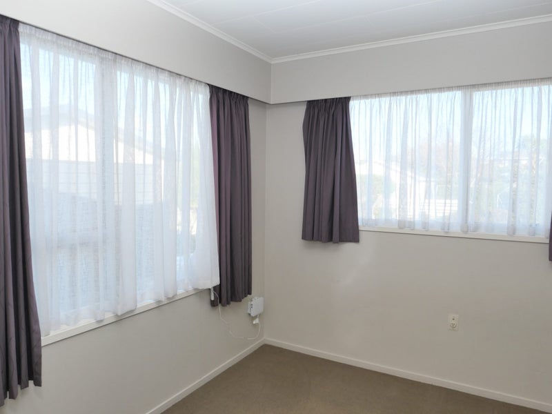 4 Myrtle Lane, Raumati Beach, Paraparaumu - Carousel 14