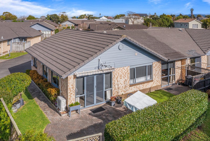 17/1 Piriti Drive, Te Atatu Peninsula, Auckland - Carousel 2