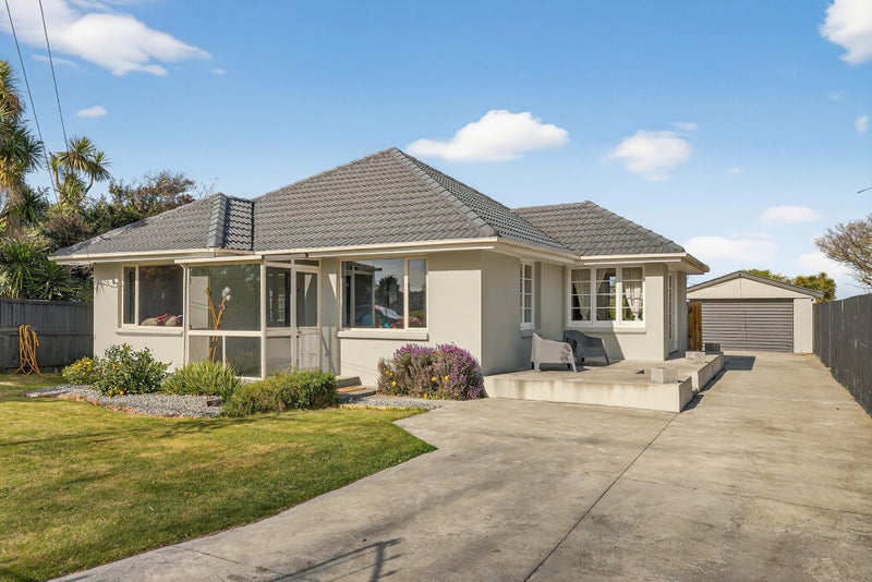 370 Keyes Road, New Brighton, Christchurch - Carousel 1