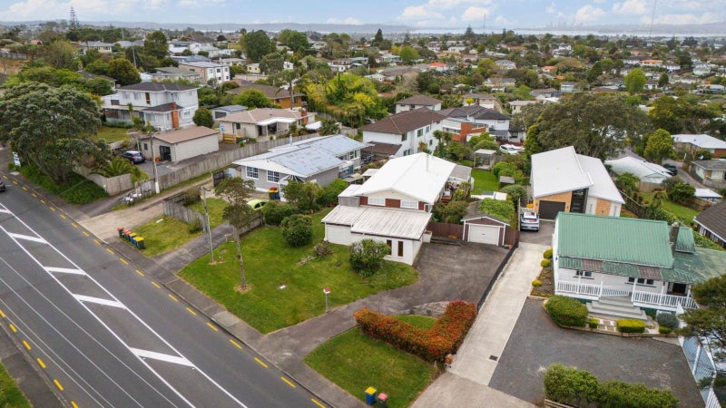 199 Don Buck Road, Massey, Auckland - Carousel 10