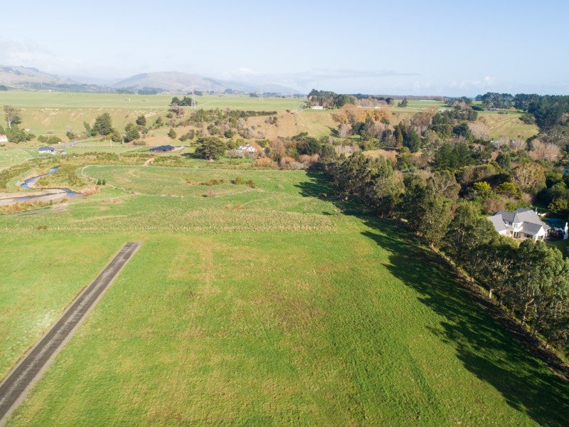 234 Valley Views, Fitzherbert, Palmerston North - Carousel 9