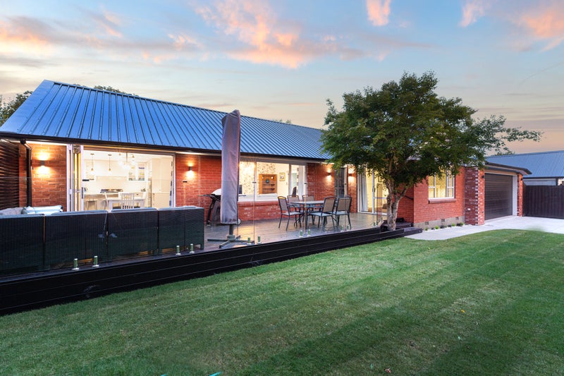 3 Willowbrook Place, Fendalton, Christchurch - Carousel 1