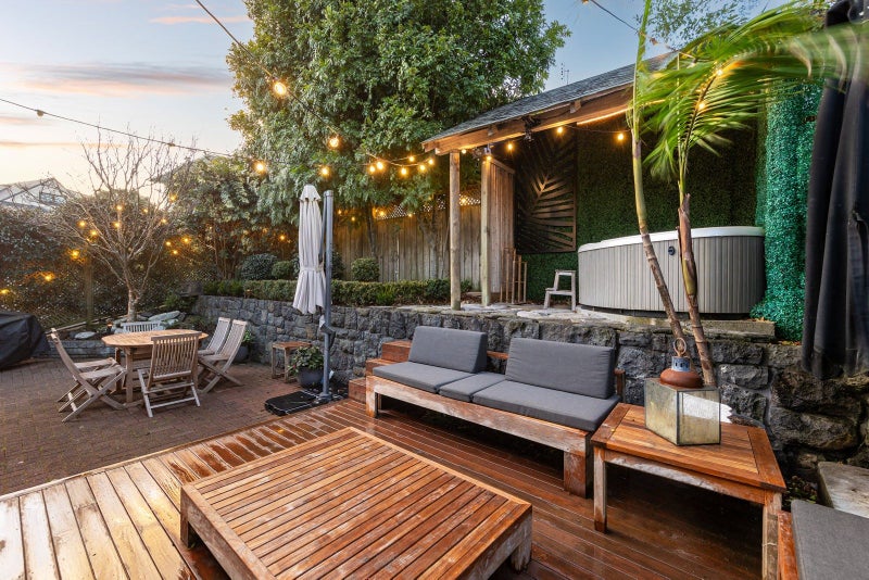 19A Riddell Road, Glendowie, Auckland - Carousel 2