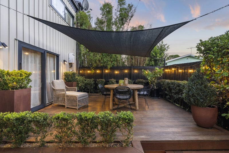 16D Howard Hunter AV, St Johns, Auckland - Carousel 1