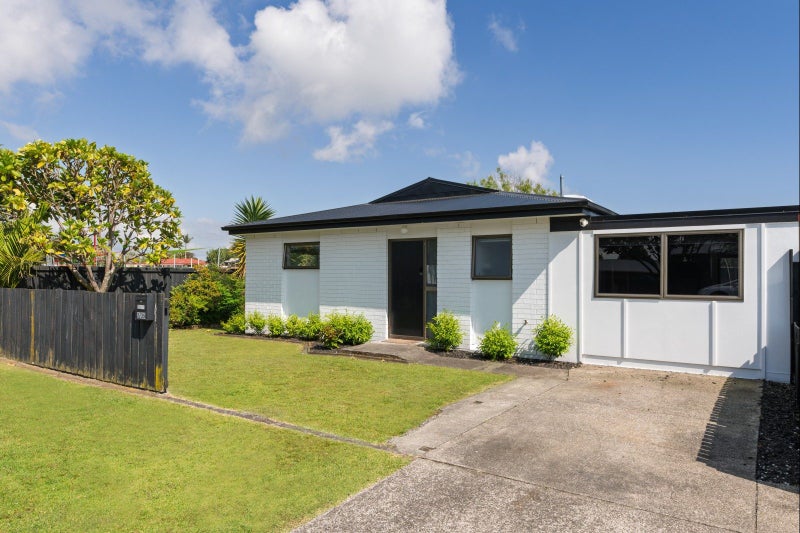 35 Matavai Street, Mount Maunganui, Mount Maunganui - Carousel 1