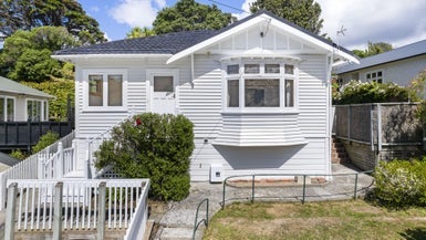 16 Colway St, Ngaio, Wellington - Carousel 1