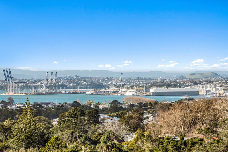 10/241 Hinemoa Street, Birkenhead, Auckland - Carousel 2