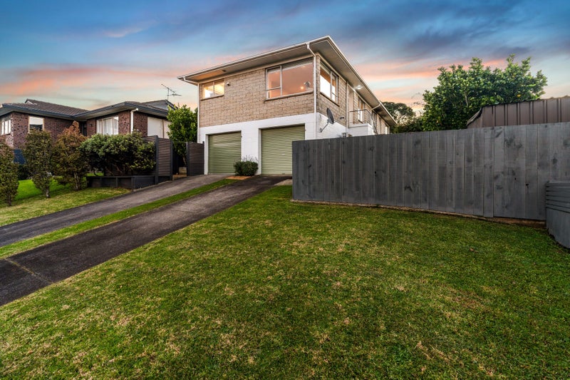 1/15 Imogene Way, Half Moon Bay, Auckland - Carousel 1