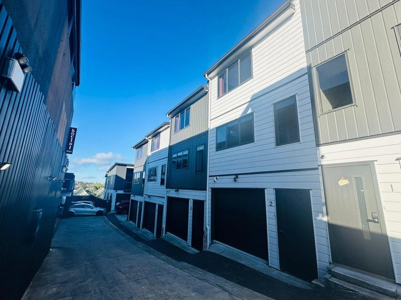 2/243 Mount Albert Road, Wesley, Auckland - Carousel 2