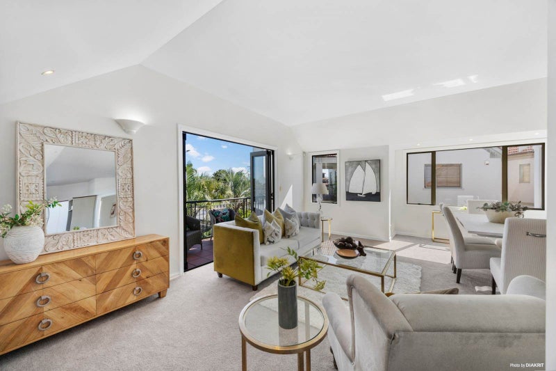 1B MacLeans Road, Bucklands Beach, Auckland - Carousel 17