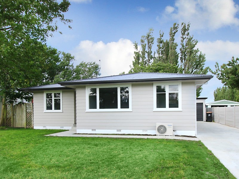 41 Ruamahanga Crescent, Terrace End, Palmerston North - Carousel 1