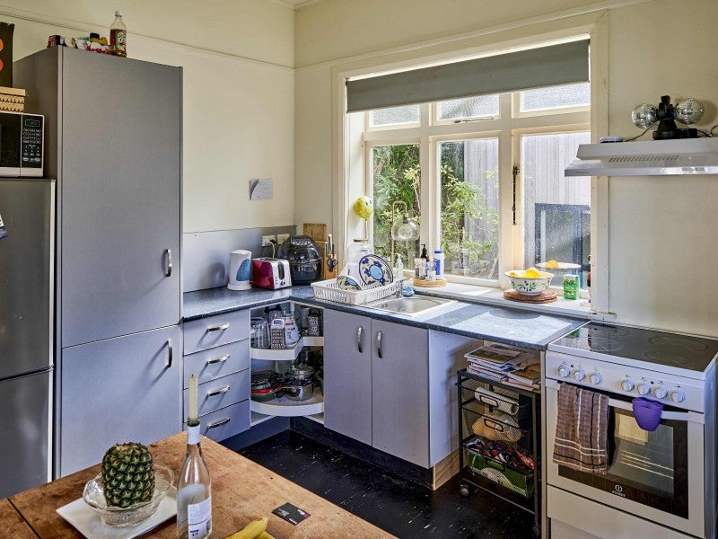 151 Kelburn Parade, Kelburn, Wellington - Carousel 2