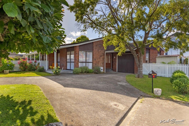 66 McParland Street, Elderslea, Upper Hutt - Carousel 1