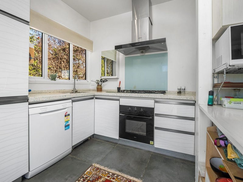 9 Piko Crescent, Riccarton, Christchurch - Carousel 2