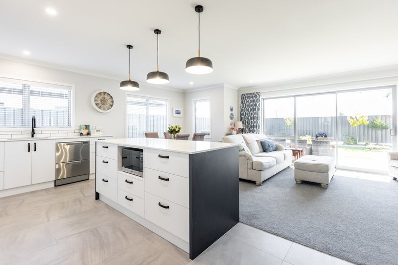 30 Hurunui DR, MEEANEE, NAPIER - Carousel 2