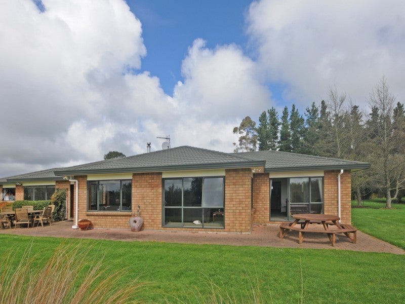 122 Kukutauaki Road, Koputaroa - Carousel 1