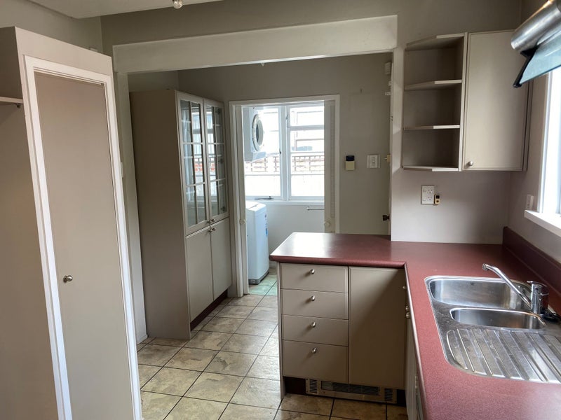 7 Brasell Street, Fairfield, Lower Hutt - Carousel 2