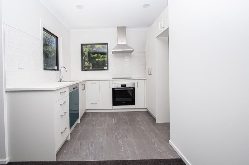 2/21 MacCallum Court, Rototuna, Hamilton - Carousel 1