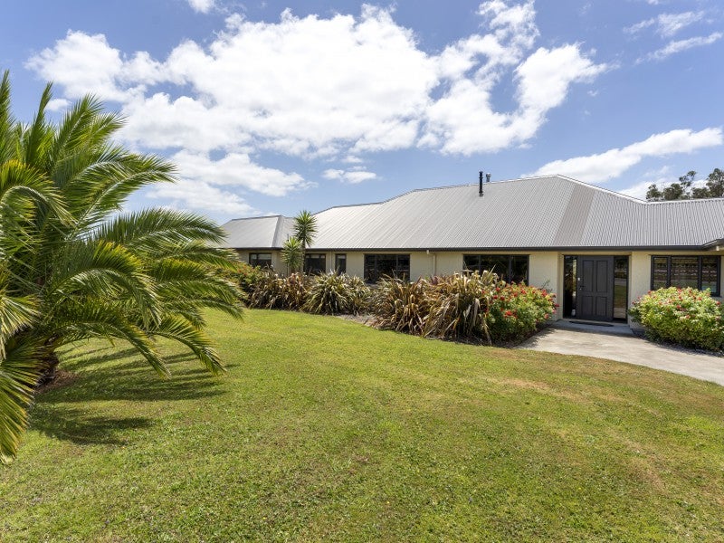 45F Briarwood Road, Kelvin Grove, Palmerston North - Carousel 26