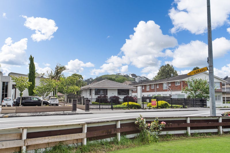 154 Manuka Road, Bayview, Auckland - Carousel 21
