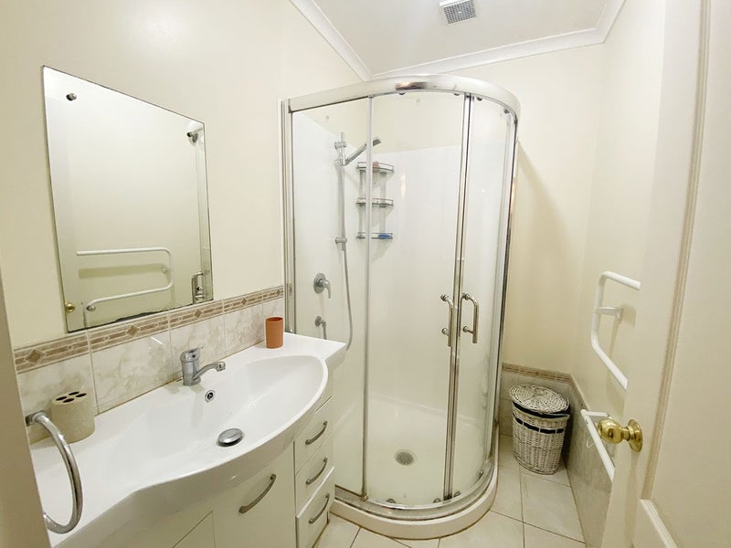 12 Pistachio Place, Goodwood Heights, Auckland - Carousel 15