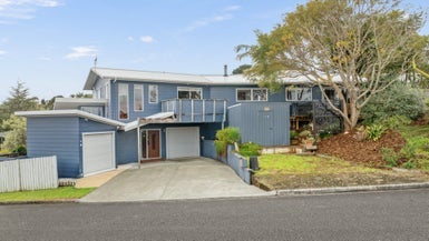 48 Raumati Crescent, Onerahi, Whangarei - Carousel 1