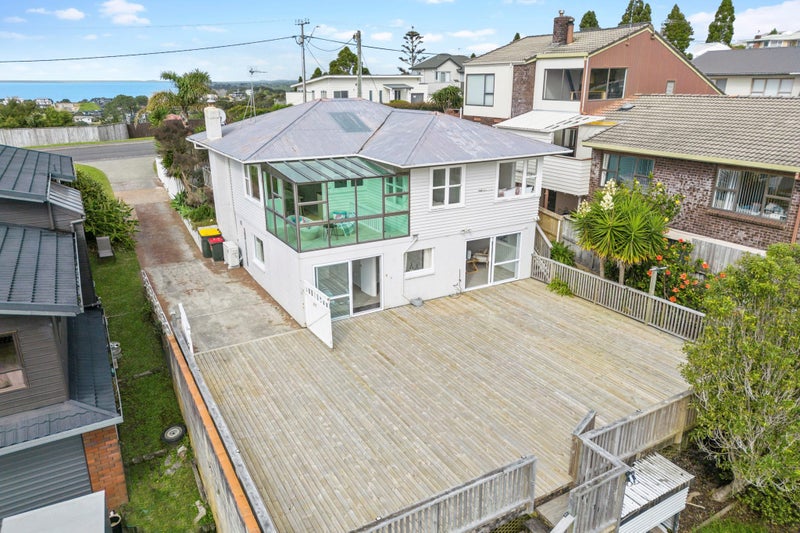 81 Wade River Road, Stanmore Bay, Whangaparaoa - Carousel 2