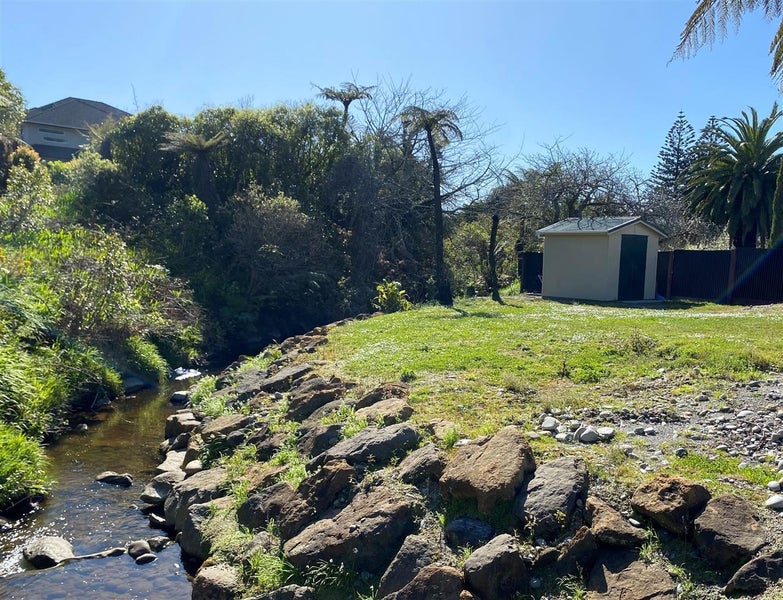 124 Tasman Street, Karoro, Greymouth - Carousel 22