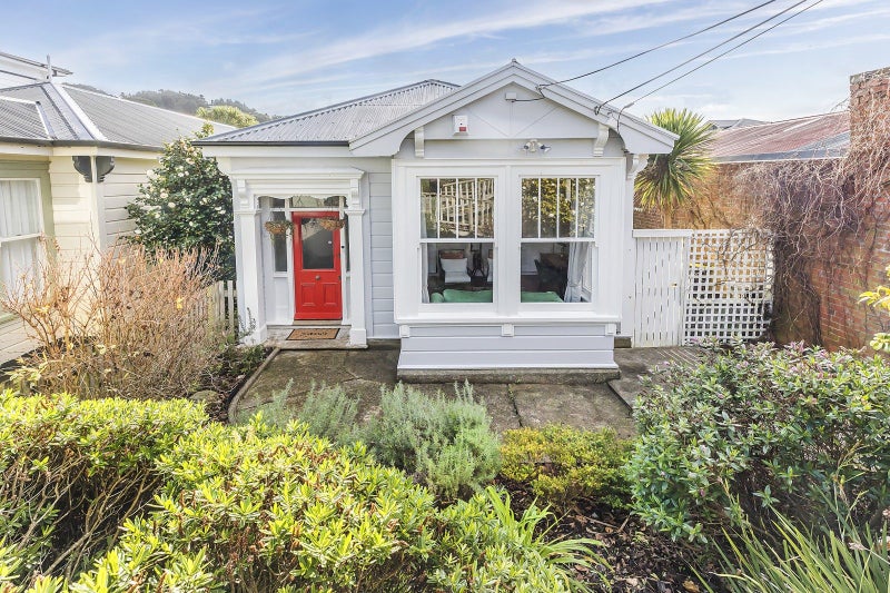 100 Britomart Street, Berhampore, Wellington - Carousel 1