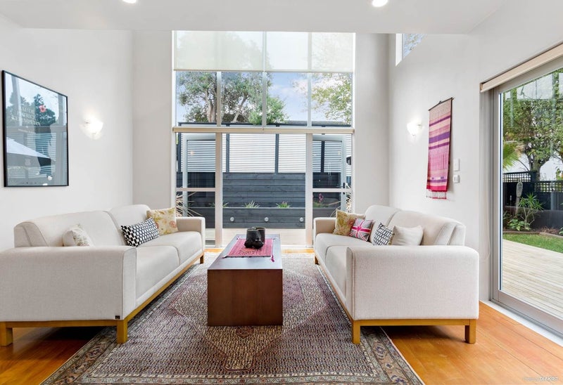 691B East Coast Road, Browns Bay, Auckland - Carousel 2