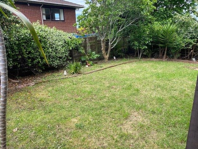 2/12 Bradbury Road, Highland Park, Auckland - Carousel 21