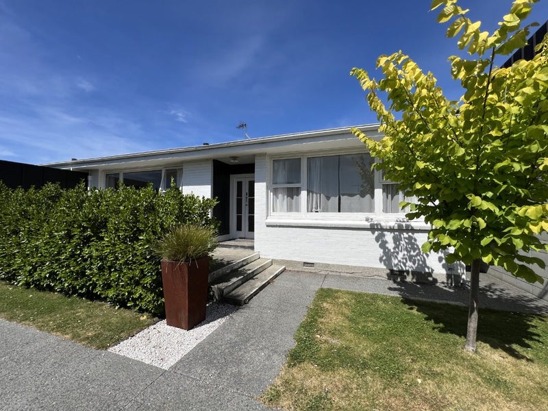 2/69 Aikmans Road, Merivale, Christchurch - Carousel 1